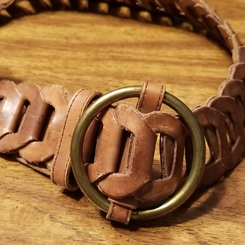 HOLLISTER BELT